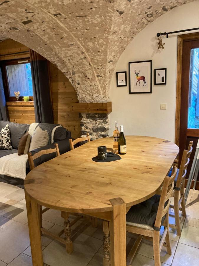 Two Bedroom Apartment La Voute, Chandon Near Meribel - Sleeps 4 Adults Or 2 Adults And 3 Children Les Allues Luaran gambar